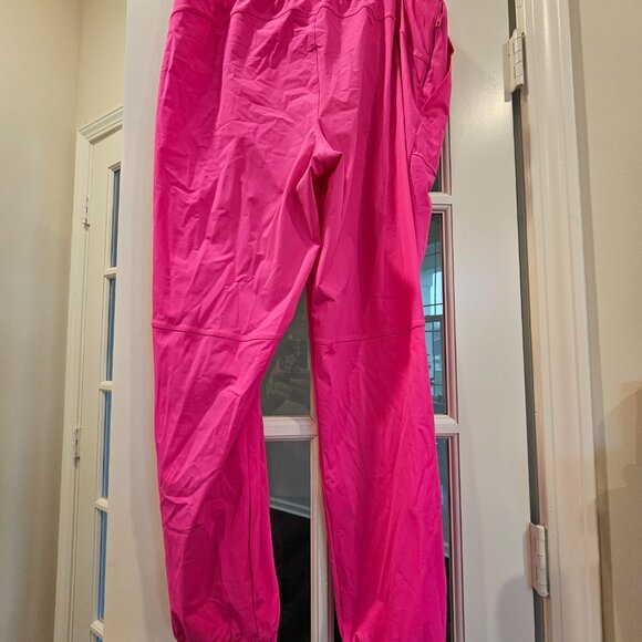 The One Jogger - Women's - Picture 4 of 4